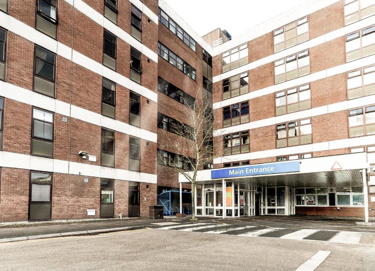 Modern Luxury Serviced Duplex Apartments By Repose- 150 Metro Court, West Bromwich Eksteriør bilde